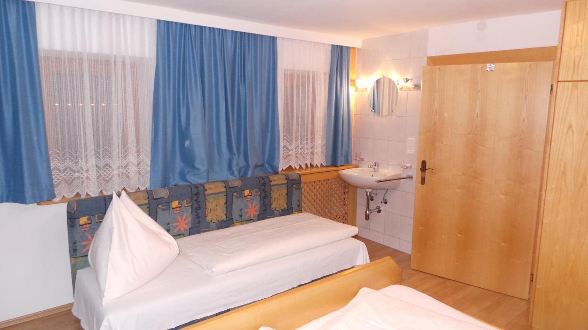 Haus Rainer Apartment Matrei in Osttirol Cameră foto